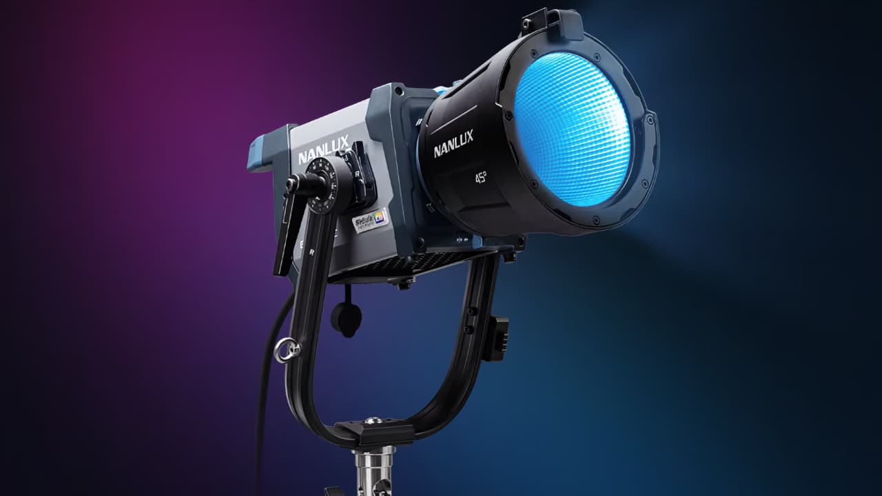 NANLUX Evoke 150C - a Compact Fixture Built on the Nebula C8 Light